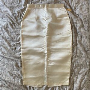 Elegant Cream Pencil Skirt